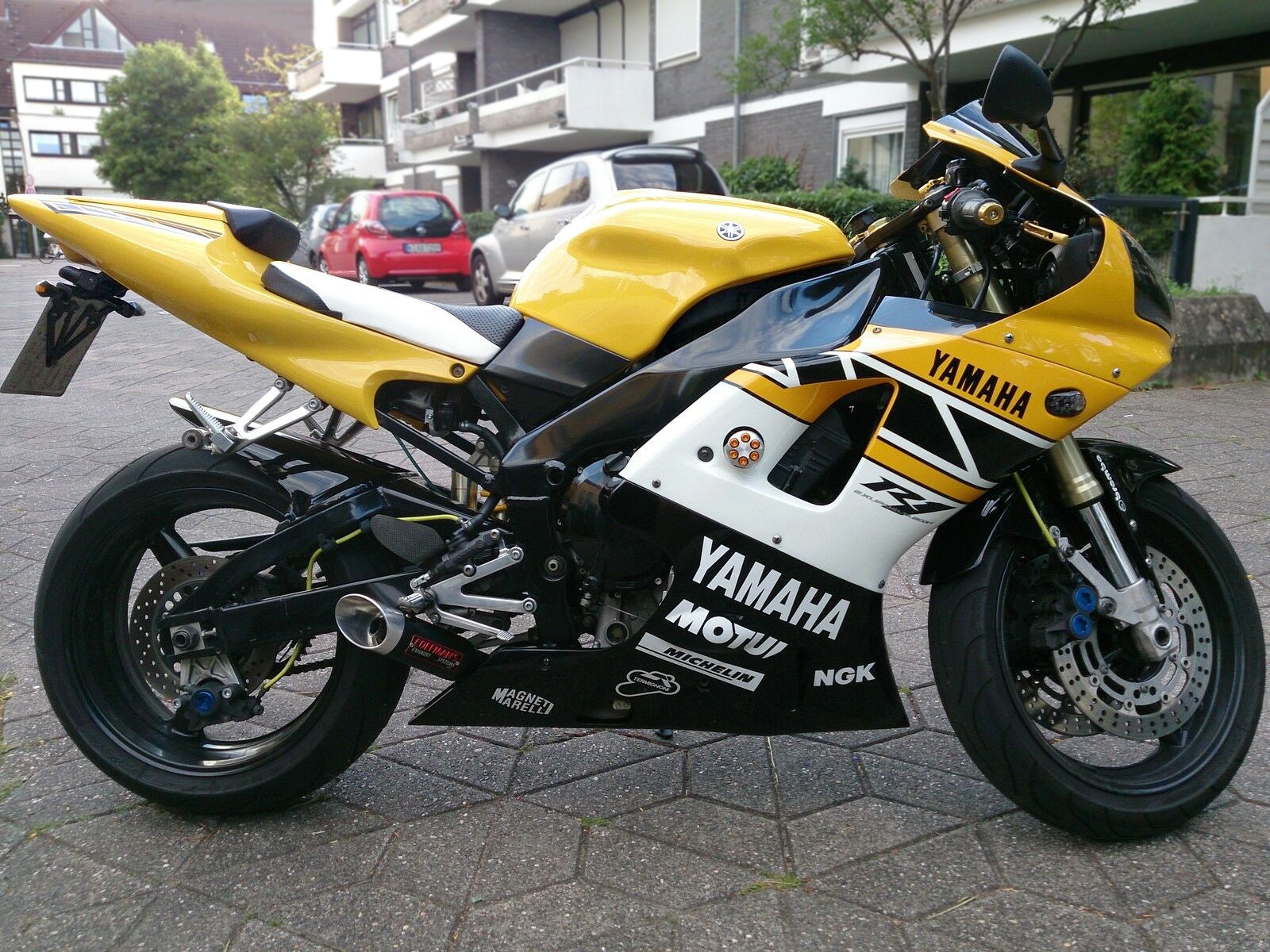 Coffman's Yamaha R1 (07-08) Shorty Exhaust